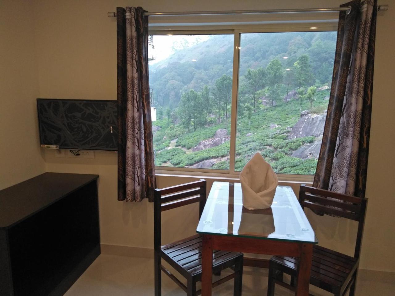 Tea Dale - All Rooms With Tea Estate View Munnar Esterno foto